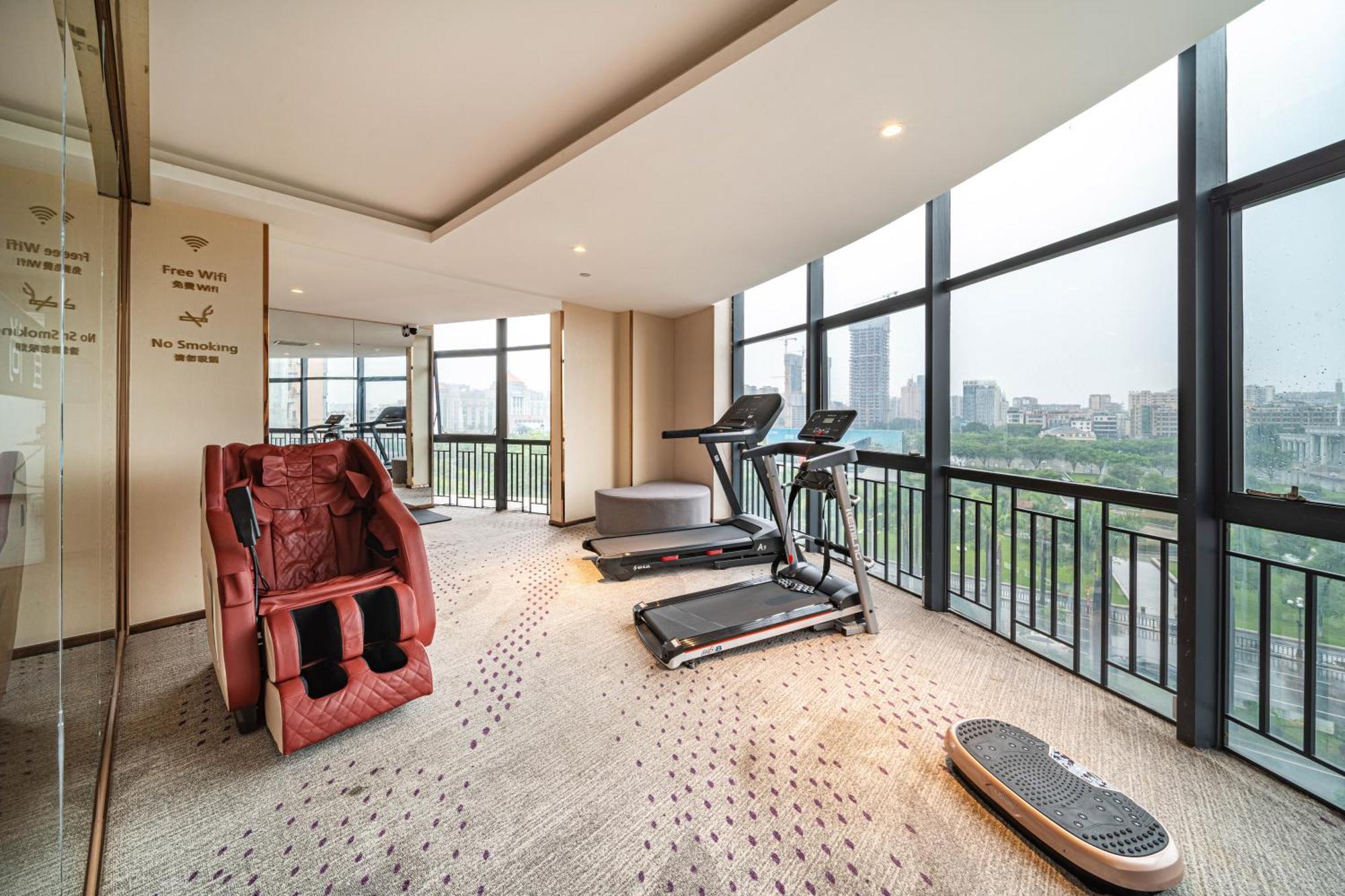 Echarm International Hotel Guangzhou Baiyun International Airport Huadu Plaza Branch - Free Deliver Service To Guangzhou Baiyun International Airport & Free Deliver Service To Canton Fair Complex During Canton Fair Period 외부 사진