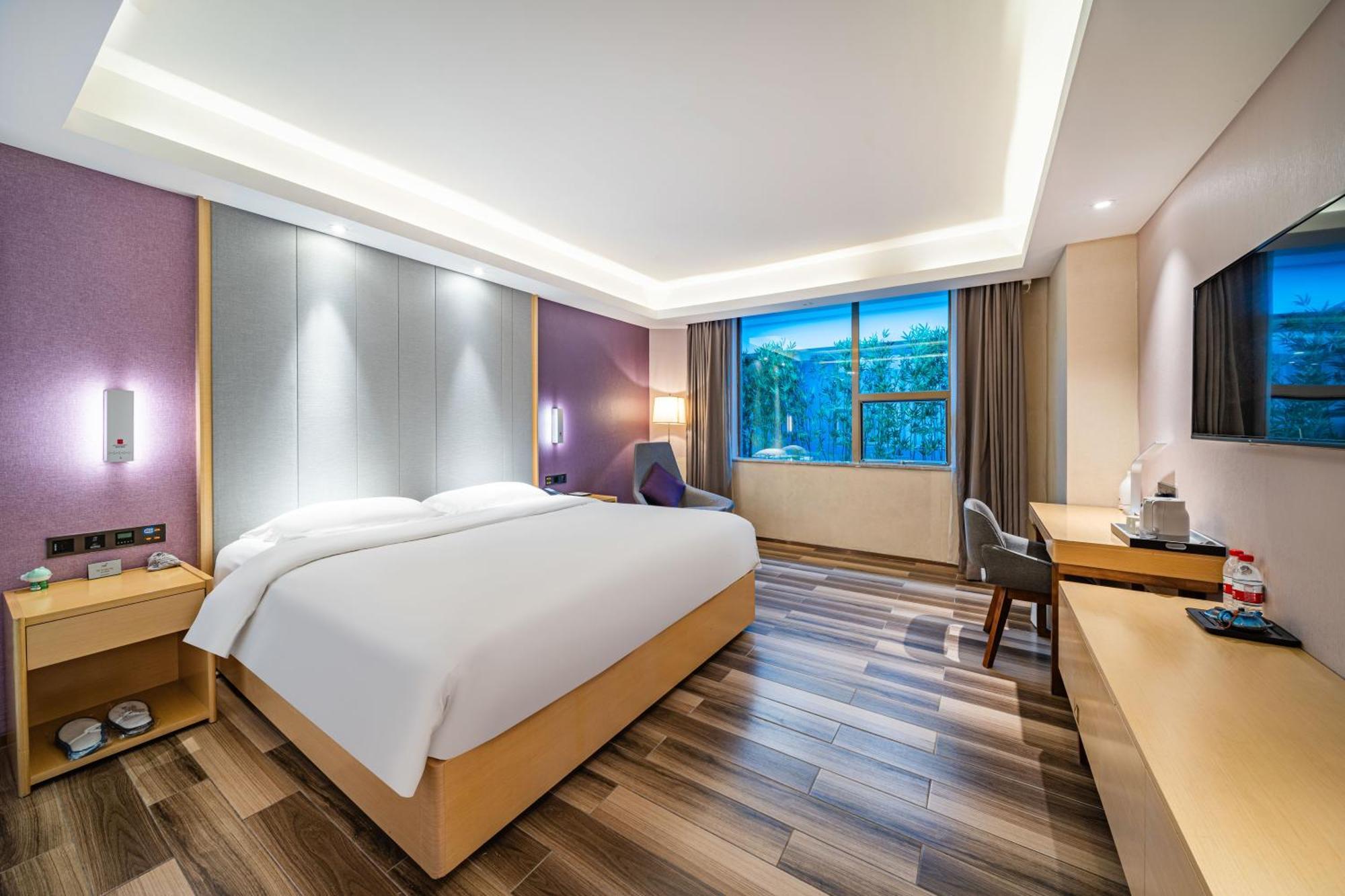 Echarm International Hotel Guangzhou Baiyun International Airport Huadu Plaza Branch - Free Deliver Service To Guangzhou Baiyun International Airport & Free Deliver Service To Canton Fair Complex During Canton Fair Period 외부 사진