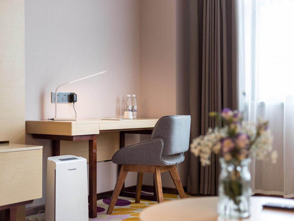 Echarm International Hotel Guangzhou Baiyun International Airport Huadu Plaza Branch - Free Deliver Service To Guangzhou Baiyun International Airport & Free Deliver Service To Canton Fair Complex During Canton Fair Period 외부 사진