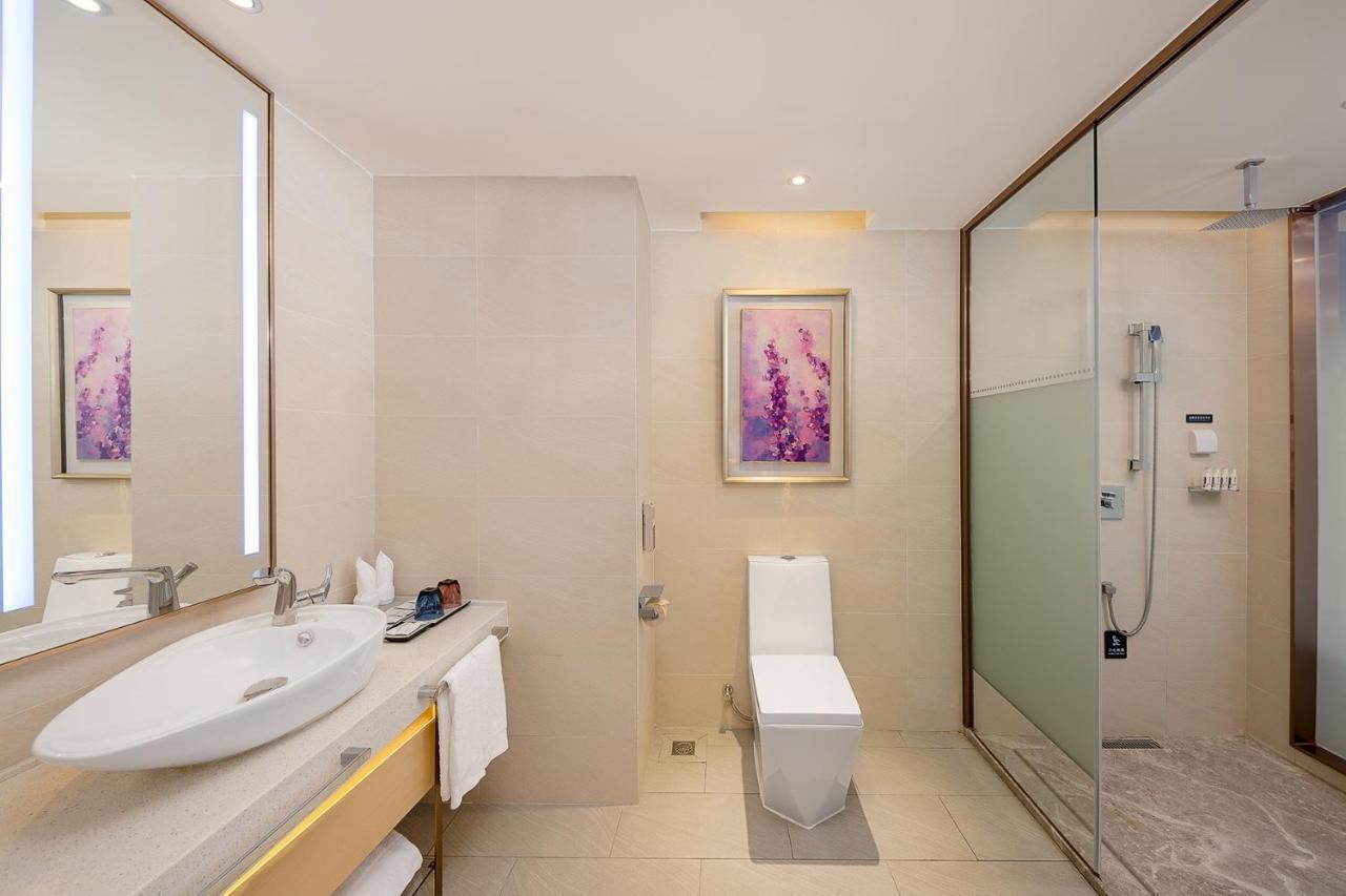 Echarm International Hotel Guangzhou Baiyun International Airport Huadu Plaza Branch - Free Deliver Service To Guangzhou Baiyun International Airport & Free Deliver Service To Canton Fair Complex During Canton Fair Period 외부 사진